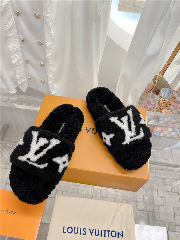 2025126103526243 230